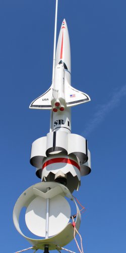 img_3811 nosic raketoplanu j caja 1xros